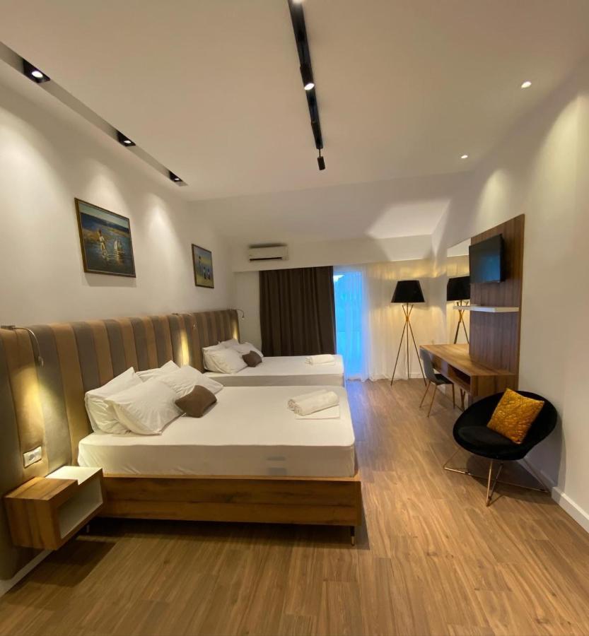 Hotel Comfort Улцинь Екстер'єр фото
